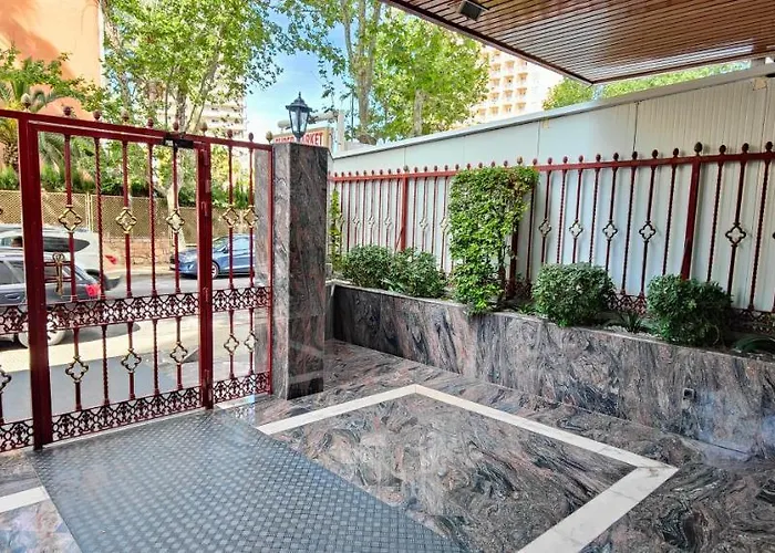 Solo Familias Domo شقة *